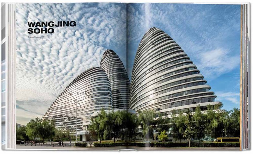 Book ZAHA HADID : COMPLETE WORKS 1979 - TODAY