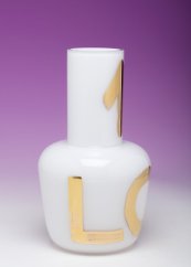 Vase UNNAMED with GOLDEN TOUCH / white | QUBUS