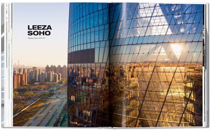 Book ZAHA HADID