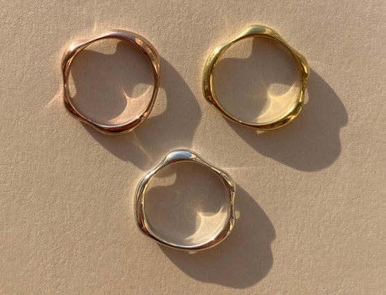 Ring Es | MARIA KOBELOVÁ