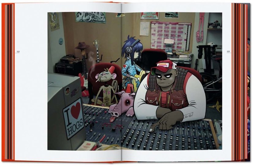 Book JAMIE HEWLETT