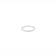 Ring  F | KATEŘINA MATĚCHOVÁ