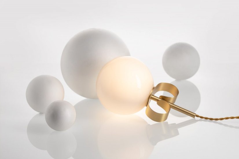Lampa NÁUŠNICE stolní | YULIN HUANG