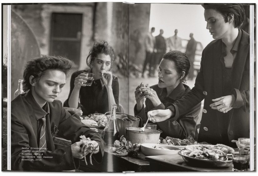 Kniha PETER LINDBERGH. UNTOLD STORIES