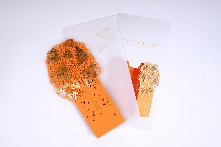 Greeting card AUTUMN LEAVES | PORIGAMI