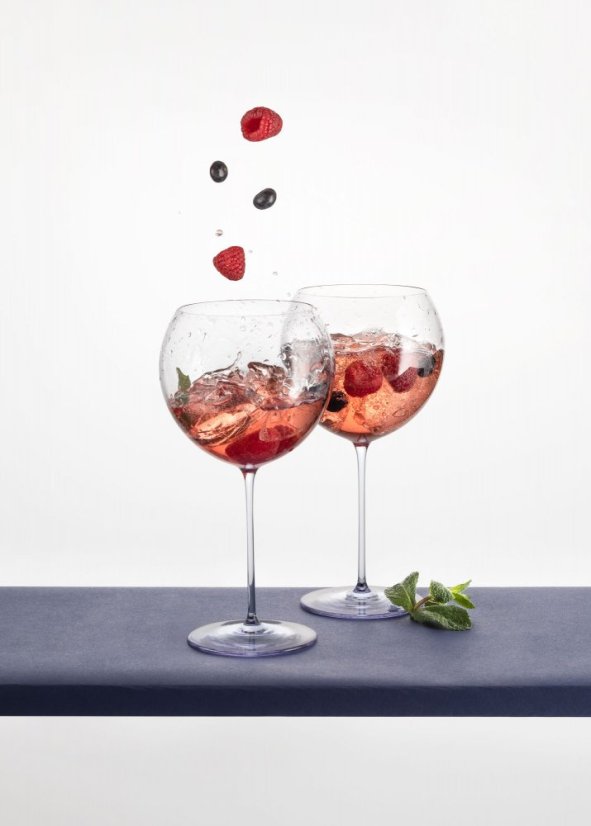 Wine glass | LUKÁŠ HOUDEK