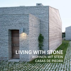 Kniha LIVING WITH STONE